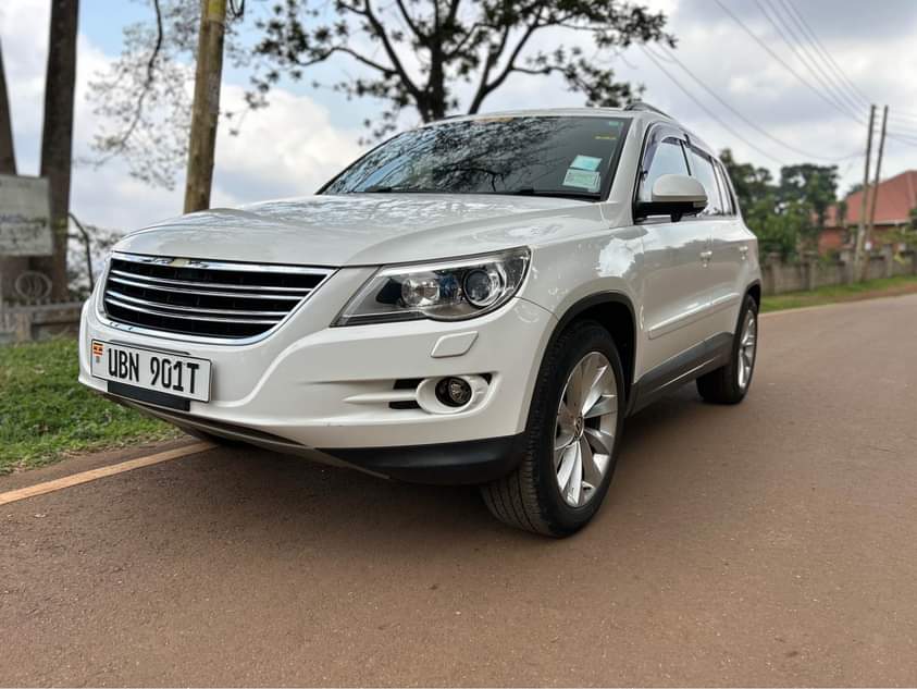 A picture of Volkswagen Tiguan Model 2008 32M 0705176582