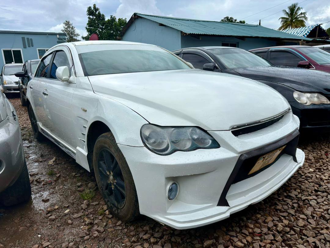 A picture of TOYOTA MARK X