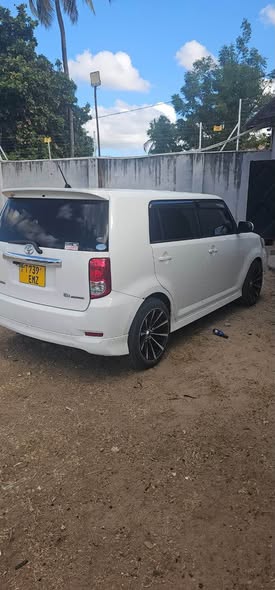 A picture of Rumion Price 15 8M Gari kali sana