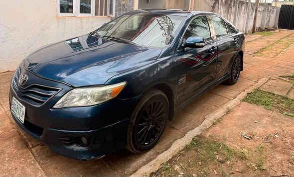 A picture of Awoof Hot Deal 08 Toyota Camry