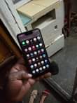 A picture of Google pixel 3xl 64gb perfect hd cameras. Slightly cracked back