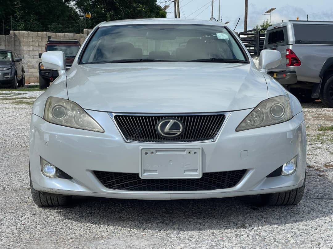 lexus