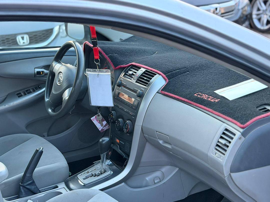 A picture of 2010 Toyota Corolla LE Nigerian Used Distress Sale