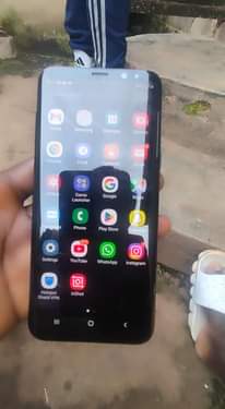A picture of Samsung Galaxy s8 64gb 4gbram
