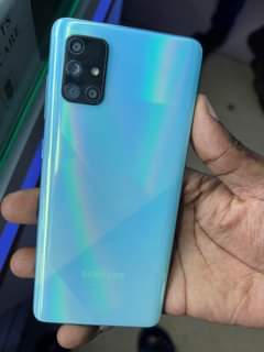 A picture of Samsung galaxy A71