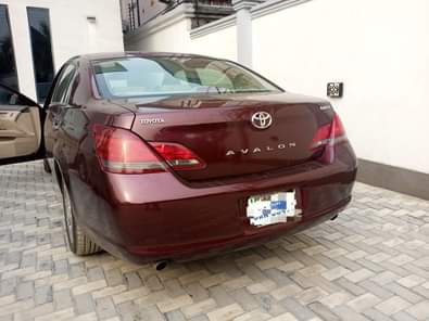 A picture of BELGIUM GRADE 2009 MODEL TOYOTA AVALON Absolutely nothing to fix