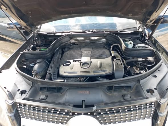 A picture of 2013 Mercedes Benz GLK350