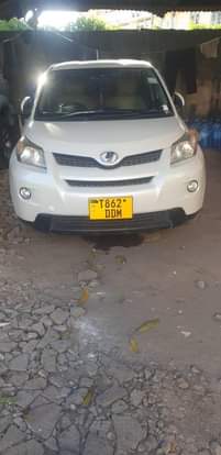 A picture of Toyota IST New shape