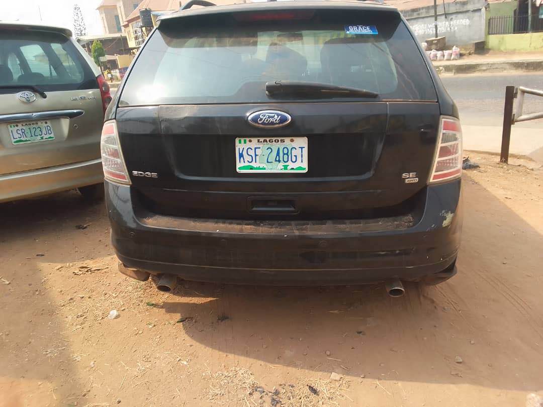 A picture of Registered 2008 FORD Edge first body pan money needed Urgently