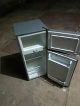 A picture of NAUZ MAFRIJI USED