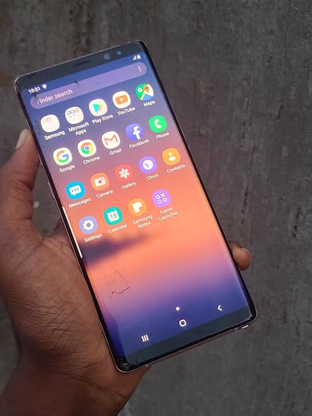 A picture of Samsung Note 8