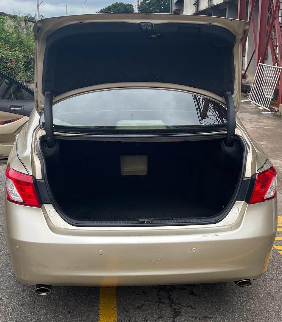 A picture of ES350