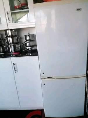classifieds/fridges