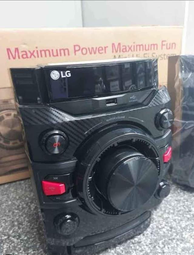 A picture of LG CM4360 230W Bluetooth Wireless Music System mziki mkubwa 0622411351