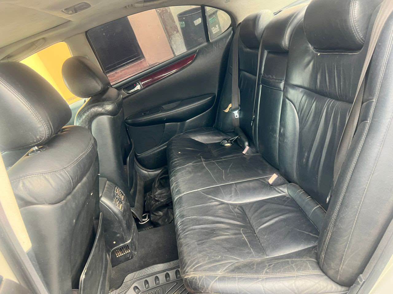 A picture of First body lexus Es330