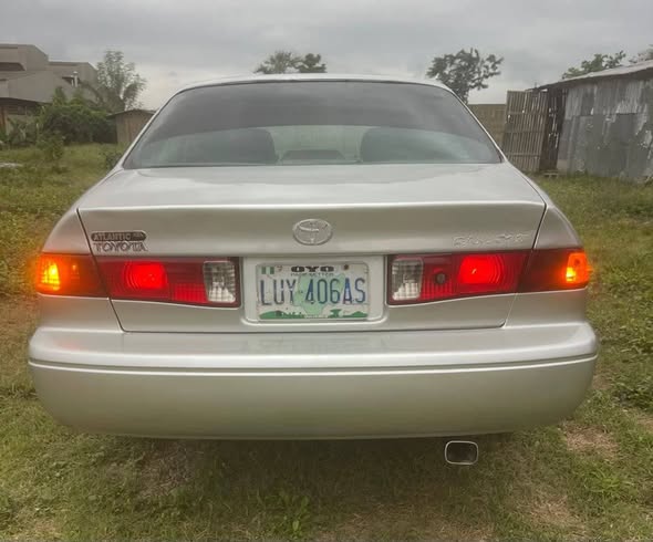 A picture of Toyota Camry Envelope
