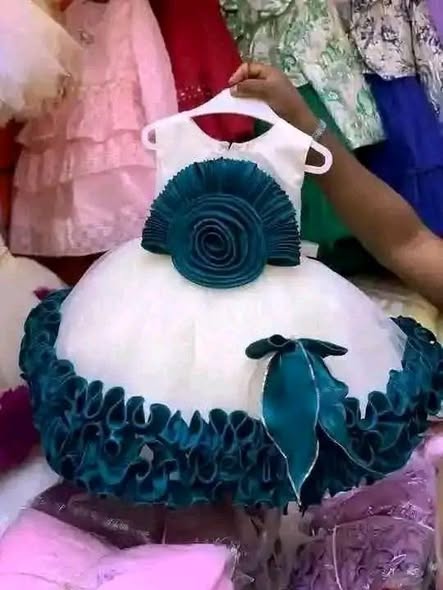 A picture of KIDS DRESSES