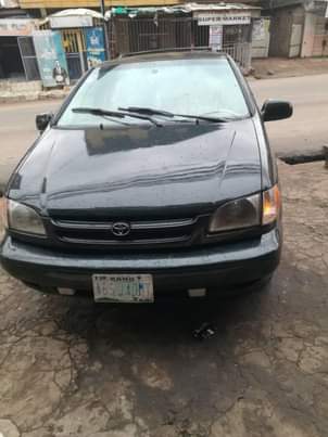 A picture of Car