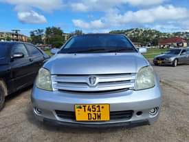 A picture of Toyota IST DJW