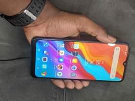 A picture of Infinix hote 8 Gb 32 simu ni nzuri kabisa haina