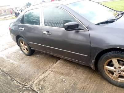 A picture of Honda Accord 04
