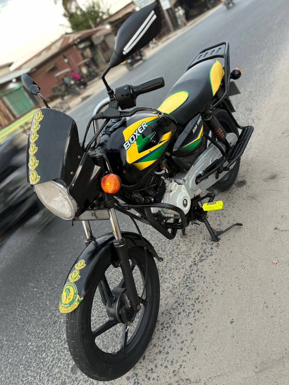 A picture of BOXER BM150 GIA TANO UG