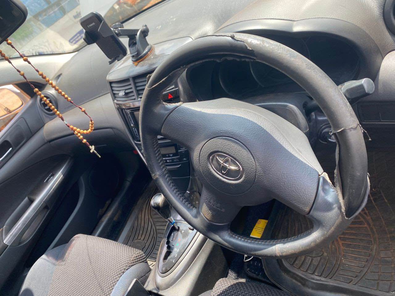 A picture of Toyota Caldina XT UGX 15M