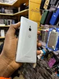 A picture of Sonny Xperia XZ2 64 gb at