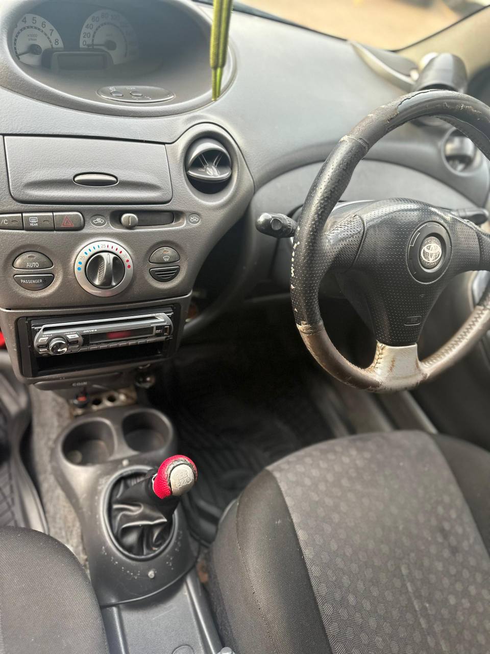 A picture of Vitz rs sport Manual