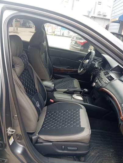 A picture of SMARTAUTOS 2010 MODEL Honda Crosstour V6 Engine very silent Gear