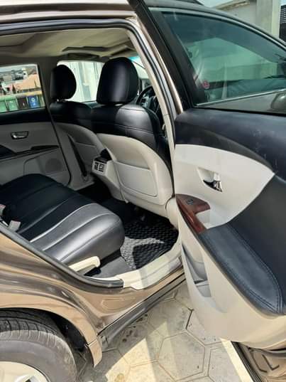 A picture of Toyota venza full option thumbstart everything working perfectly 11.8m to