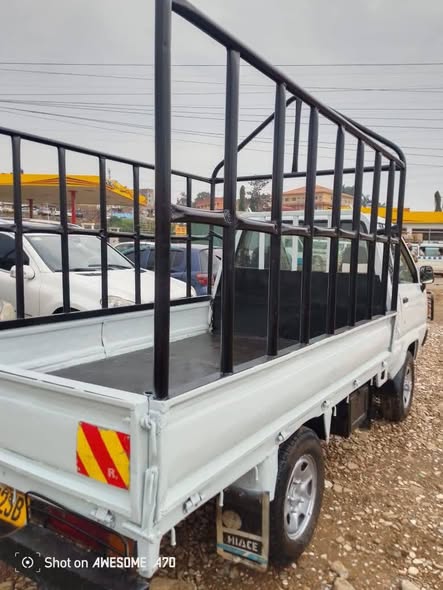 A picture of TOWNACE 15M CALL 0701488581 WHATSAPP 0776417404