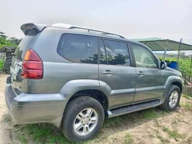 A picture of Neatly Nigeria used gx470 Neat in and out Everything working