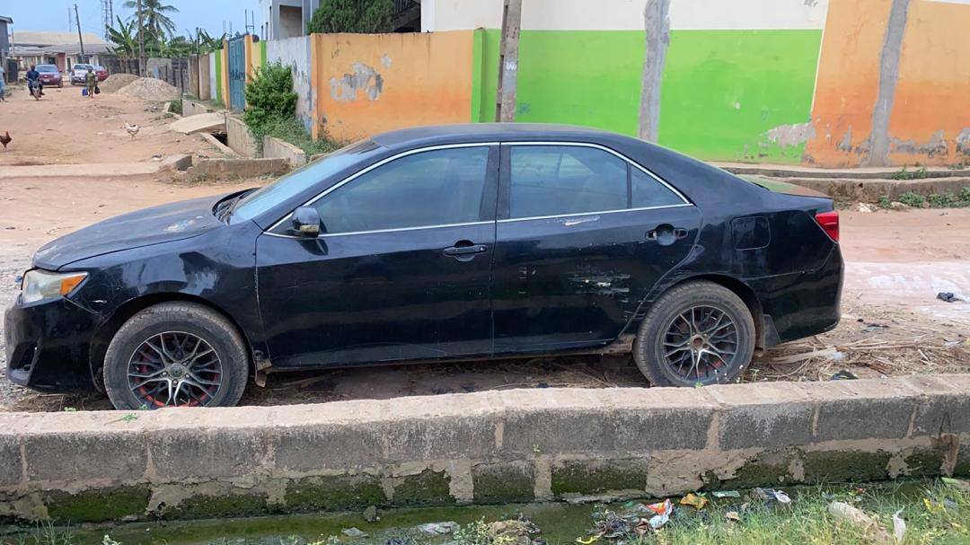 A picture of Awoof Hot Deal for Dealers 2013 Toyota Camry Spider With