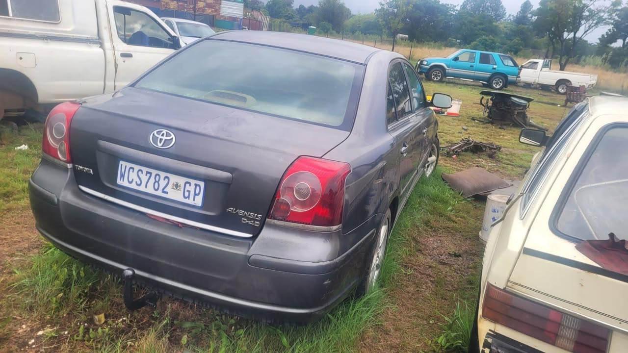 used toyota avensis