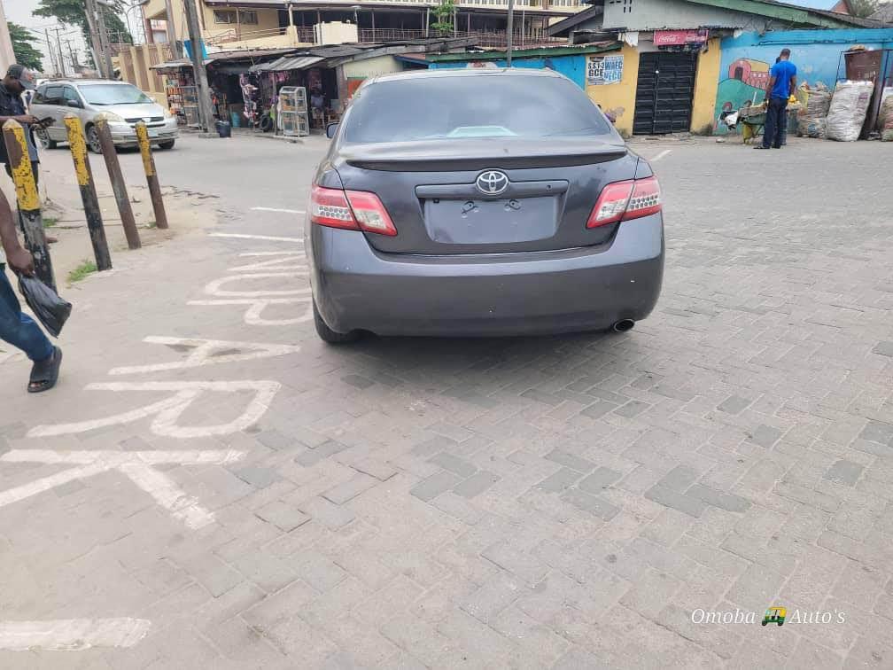 A picture of 08125647248 Toyota Camry 2008