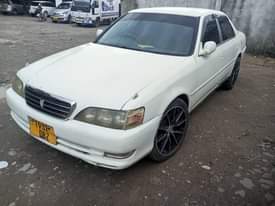 A picture of TOYOTA GX 100 BEAMS 2000 REG NUMBER DB CONTACT 0682004983