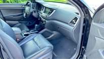 A picture of 2017 Hyundai Tucson SE Plus Sport Utility 4D