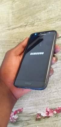 A picture of Samsung galaxy s7edge