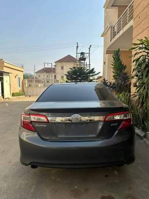 A picture of 2013 Toyota Camry XLE