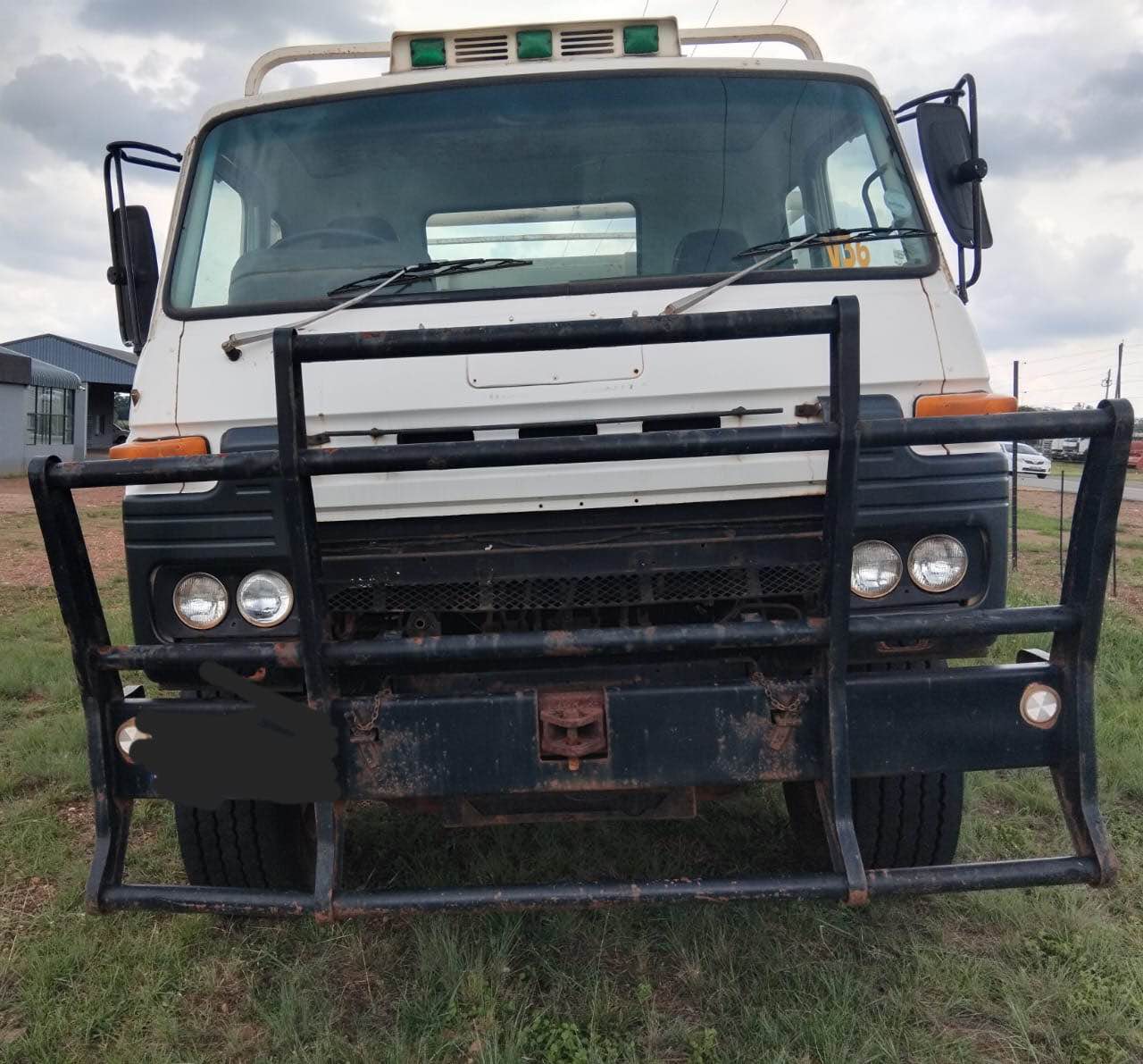 8 ton trucks