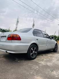 A picture of Honda Civic 2000 model