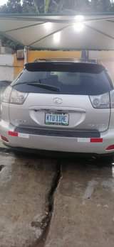 A picture of Waooo clean in and out tokunbo standard Rx 330 available