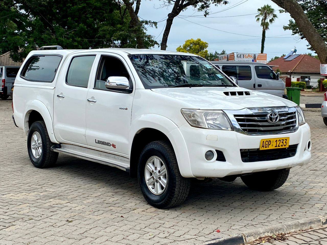 used toyota hilux