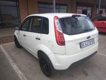 Tshidiso S.