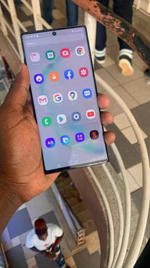 A picture of Samsung Galaxy Note 10plus 256Gb 12Gb Ram