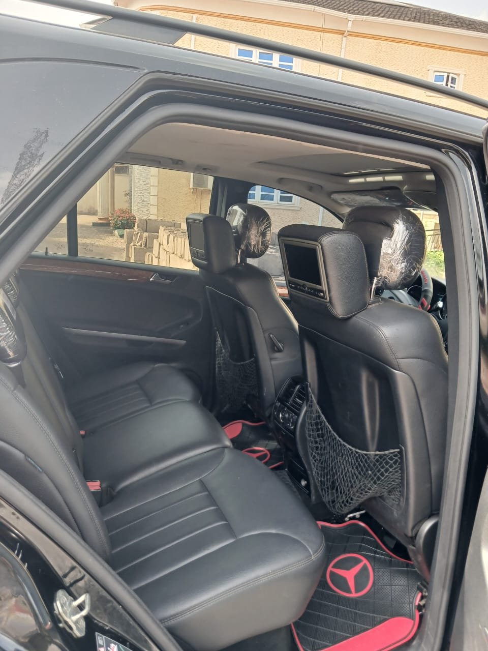 A picture of 2008 Mercedes Benz mls