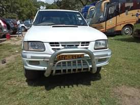 isuzu kb300