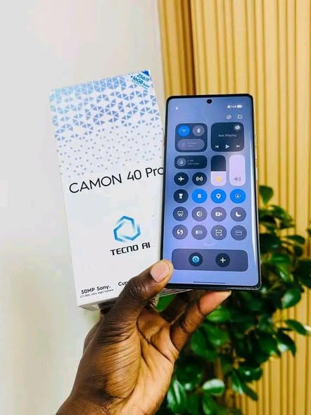 A picture of Tecno Camon 40 pro at UGX 420 000 only
