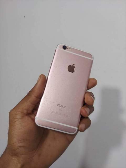 A picture of iPhone 6s bei 120 tu